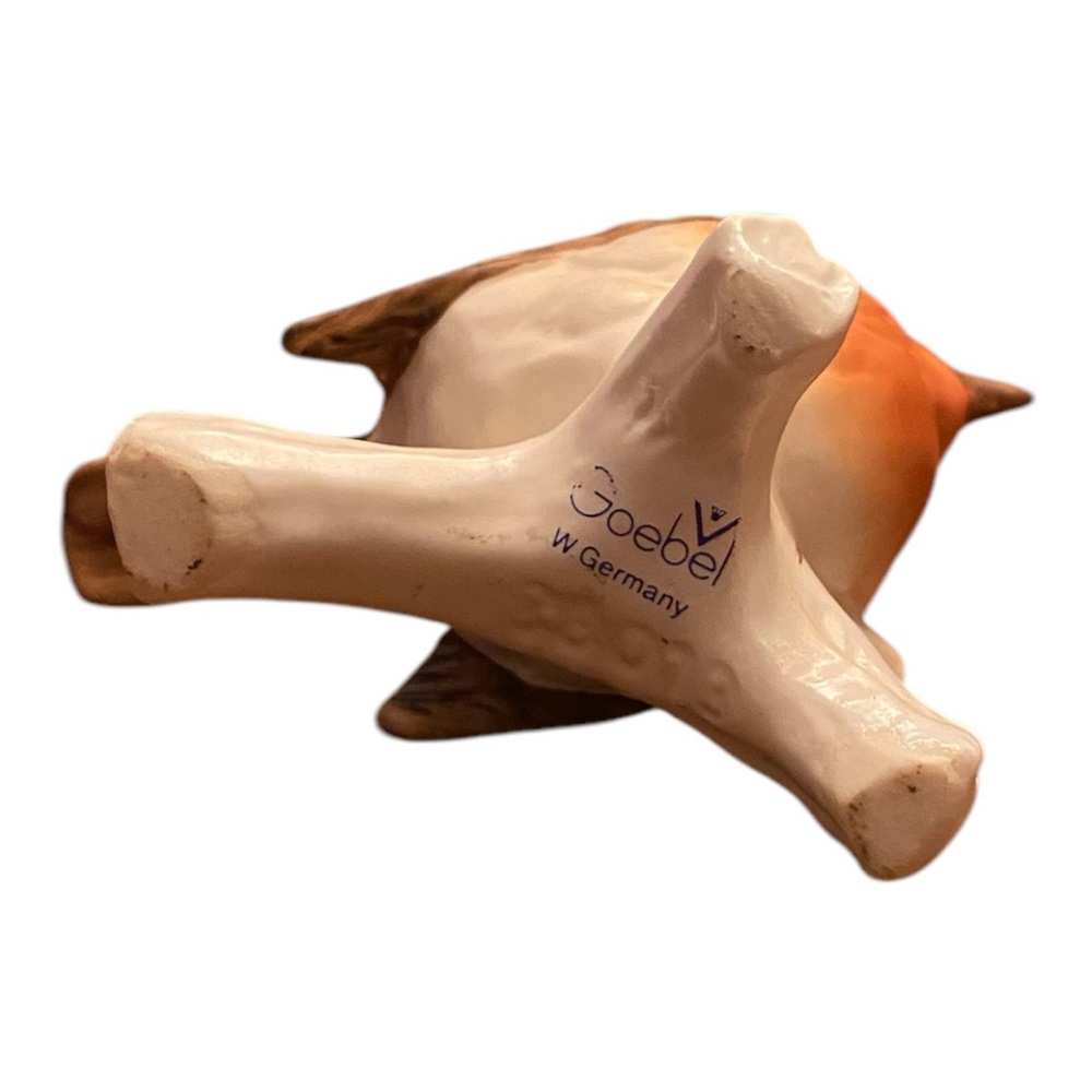 Goebel Robin Figurine - Picture 5 of 6